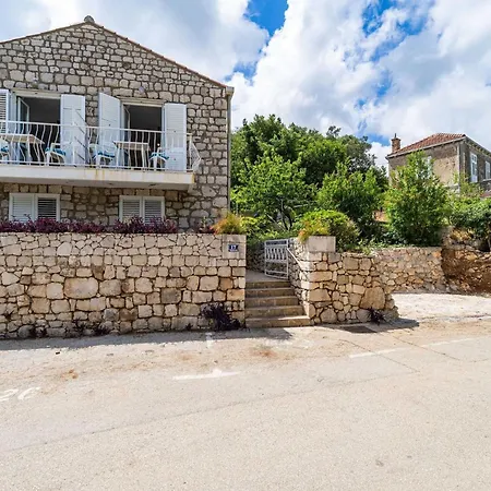 Zarac - One Bedroom With Terrace *